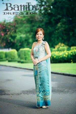 ชุดไทยเจ้าสาว ชุดไทยจักรพรรดิ์ เช่าที่แบมบี้ เวดดิ้ง ห้วยขวาง